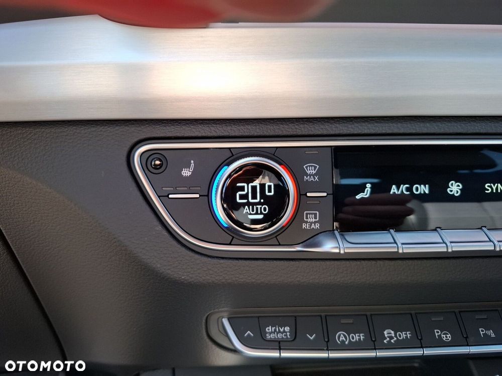 Audi Q5 Sportback - 31