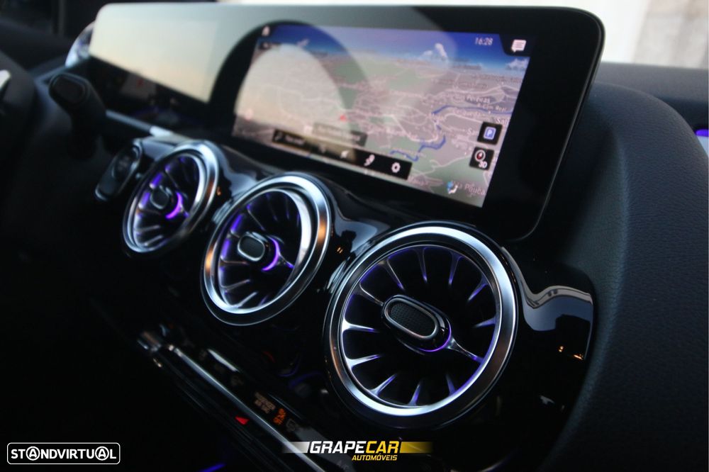 Mercedes-Benz GLA 250 e AMG Line - 20