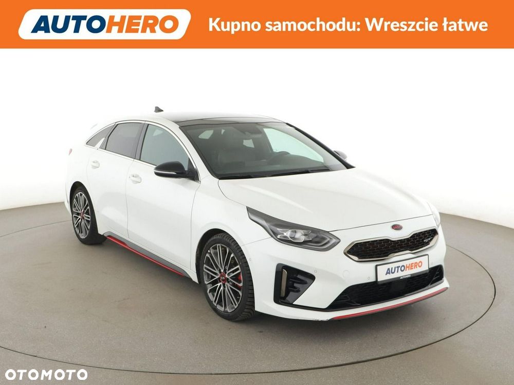 Kia ProCeed 1.6 T-GDI GT DCT - 11