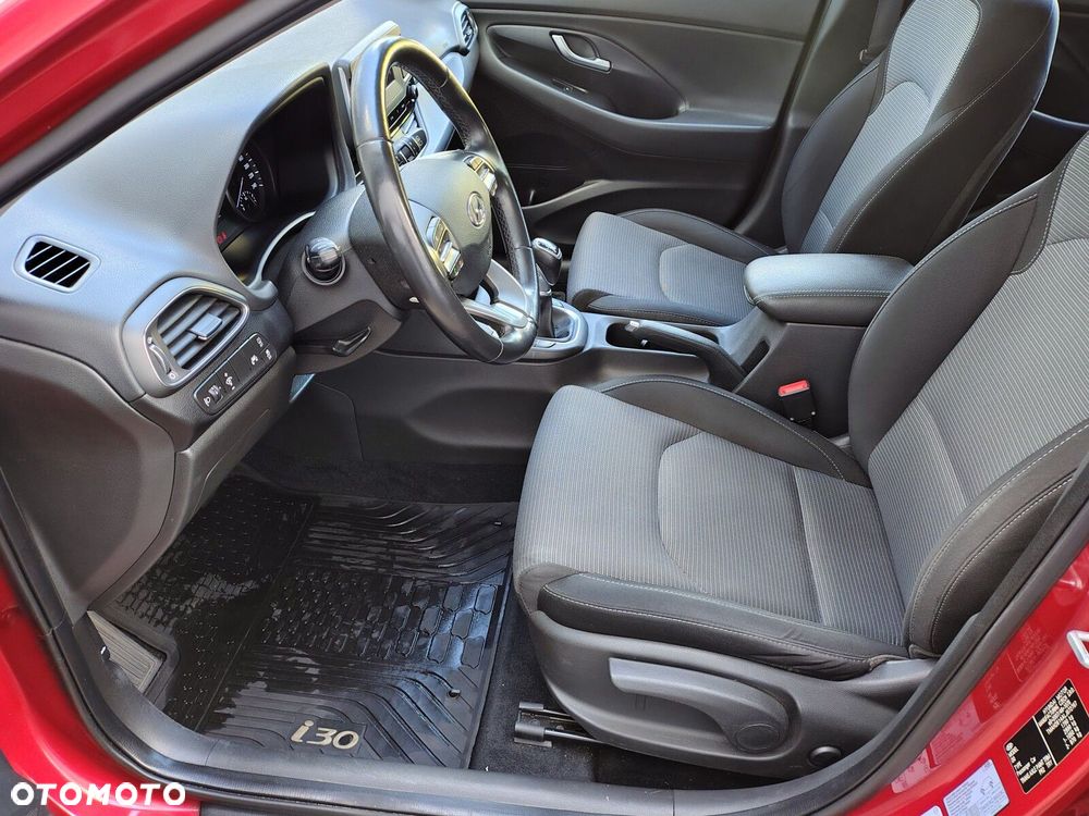 Hyundai i30 1.4 Classic + - 15