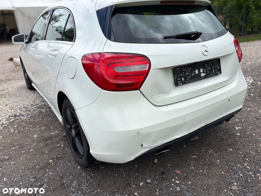 Mercedes-Benz Klasa A 180 BlueEfficiency Edition - 38