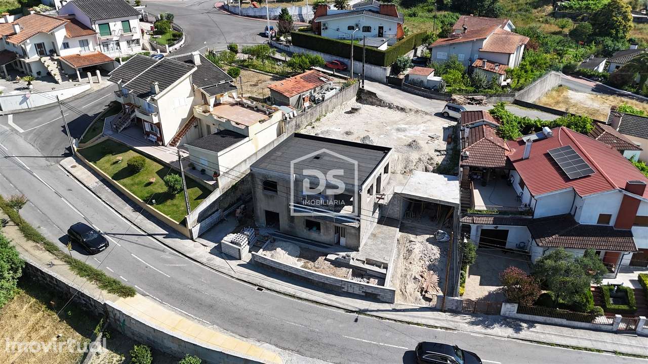 Andar Moradia T3 Venda em Vilar do Torno e Alentém,Lousada - Grande imagem: 3/9