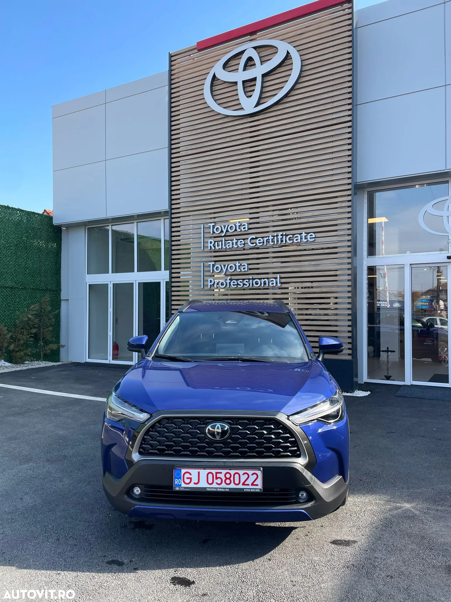 Toyota Corolla Cross - 2