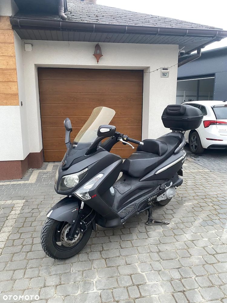 SYM GTS - 1
