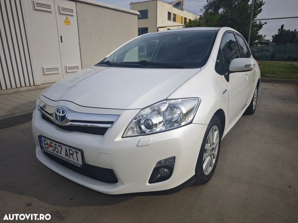 Toyota Auris - 1