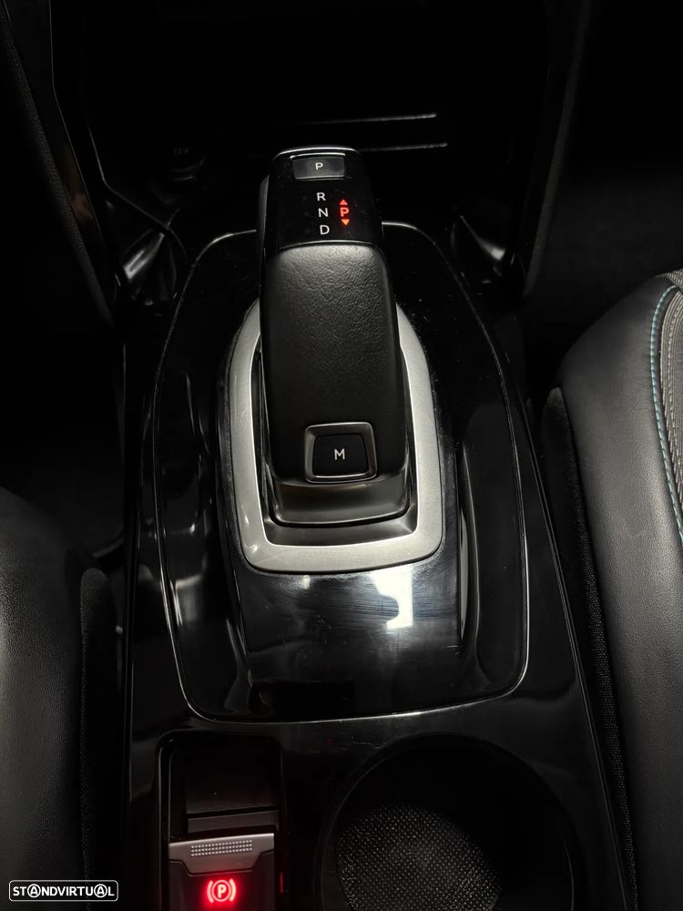 Peugeot 2008 PureTech 130 EAT8 Allure - 11