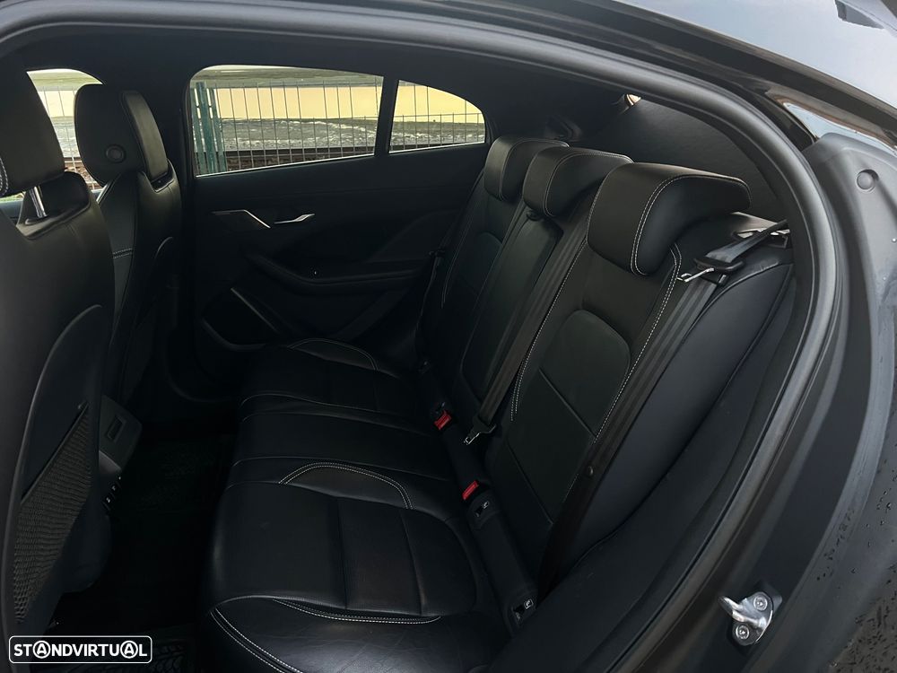 Jaguar I-Pace EV400 AWD SE - 16