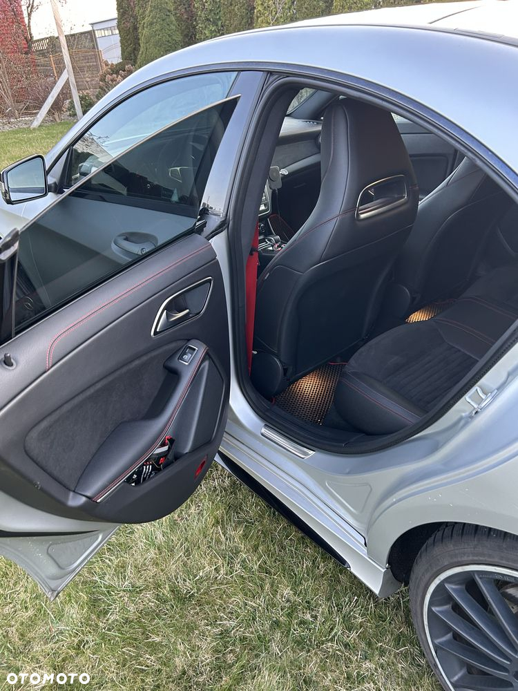 Mercedes-Benz CLA AMG 45 4-Matic - 10