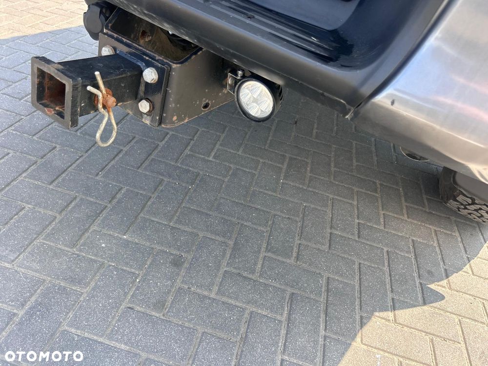 Toyota Hilux 2.8 D-4D Double Cab Invincible Sport 4x4 - 18