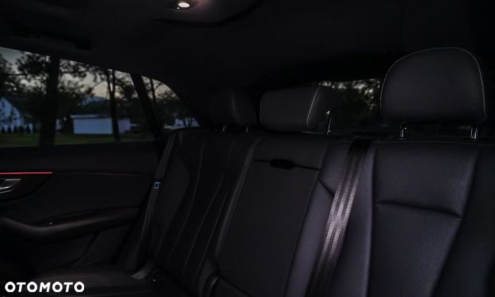 Audi Q8 55 TFSI mHEV Quattro Tiptronic - 11