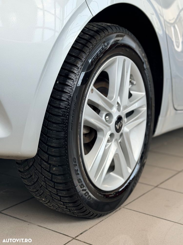 Kia Ceed 1.6 DSL MHEV Star - 39