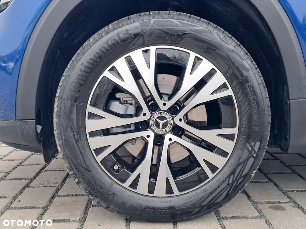 Mercedes-Benz GLB - 9