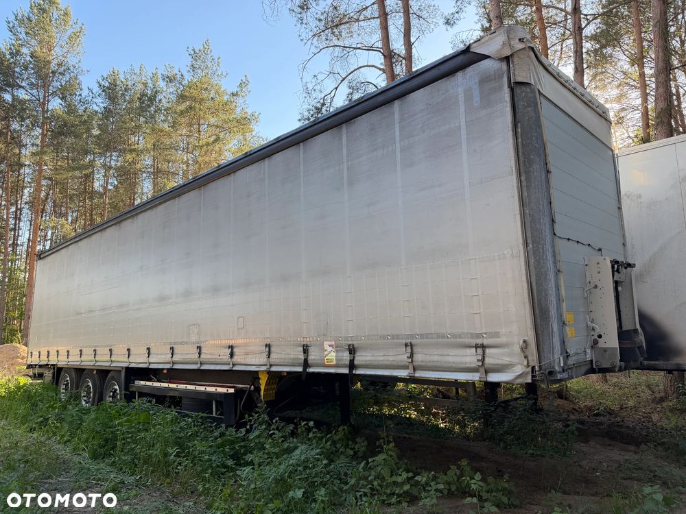 Schmitz Cargobull FIRANKA / 20 SZTUK DO WYBORU / BARDZO ŁADNE OPONY / Z PEŁNYM WYPOSAŻENIEM DO ZAŁADUNKU / 2 KOŁA ZAPASOWE / DOSTĘPNE KOLORY SREBRNY - NIEBIESKI - CZERWONY / NIEKTÓRE MAJĄ NOWE PLANDEKI !! - 2
