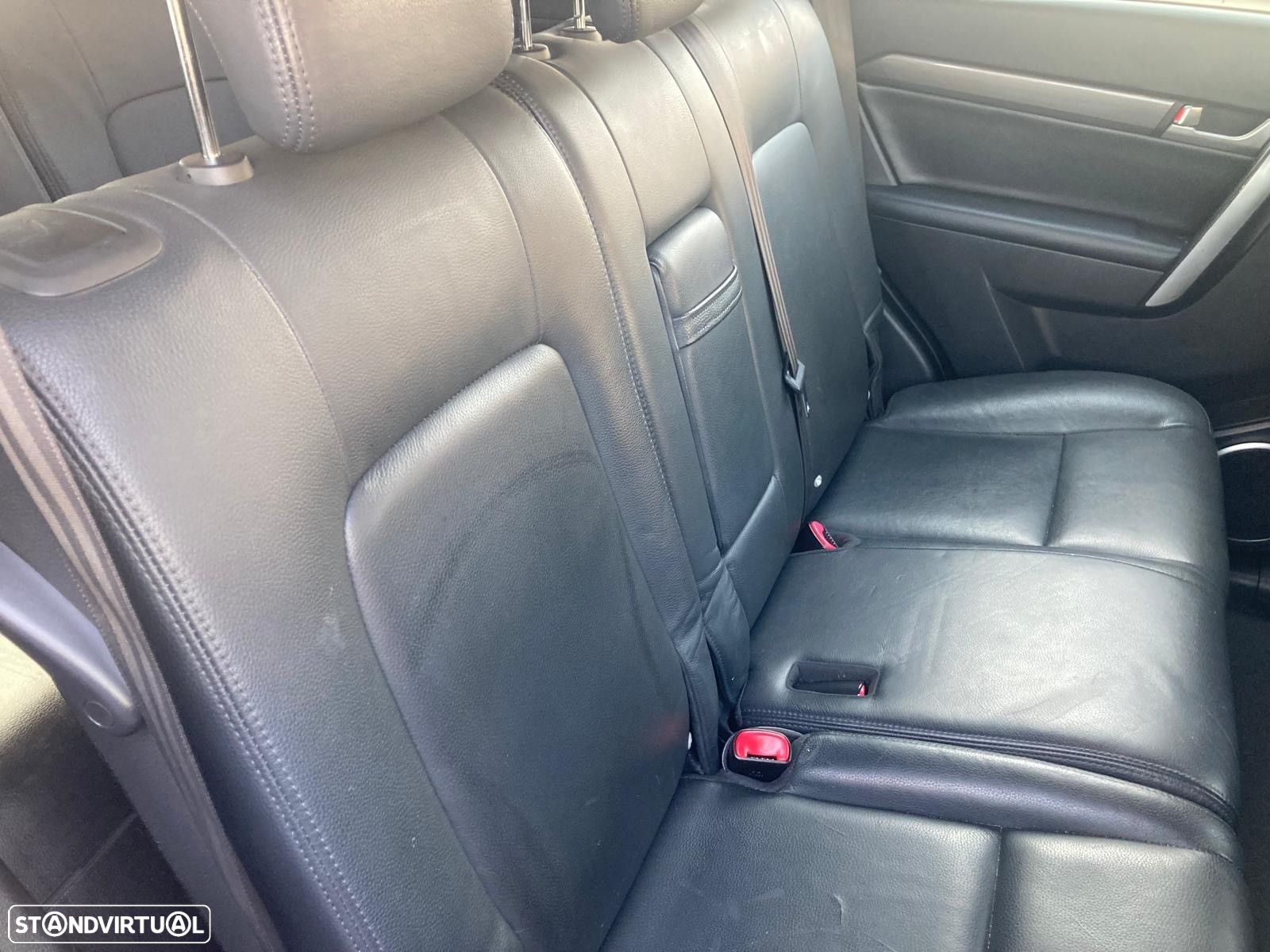 Chevrolet Captiva 2.0 VCDi LT 7L - 22