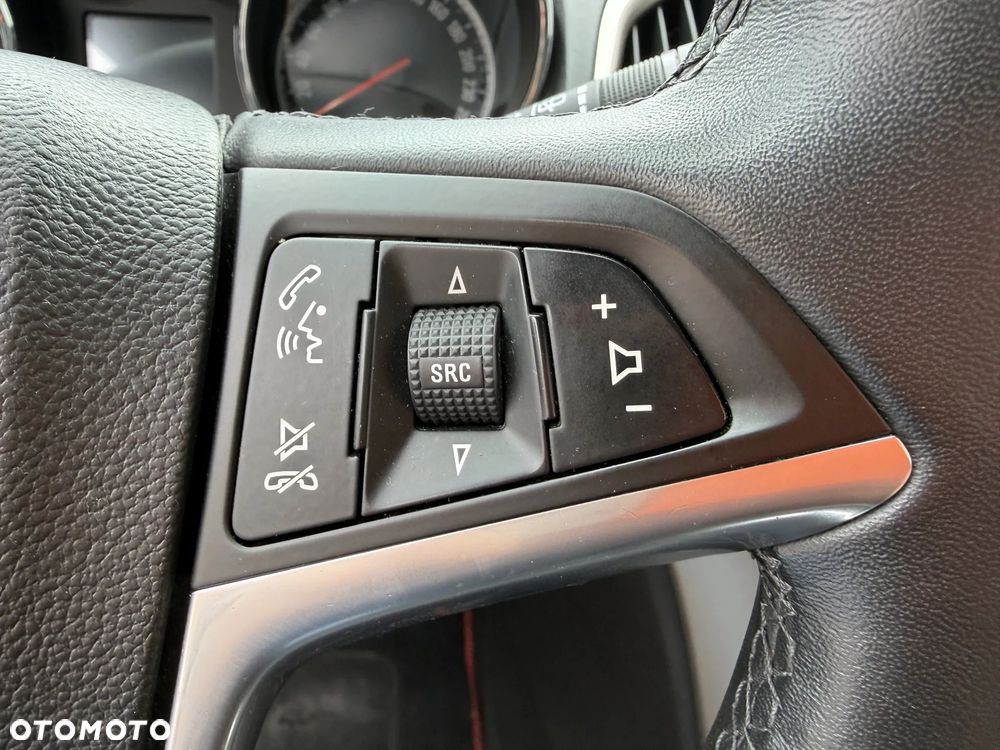 Opel Astra 1.4 Innovation - 12