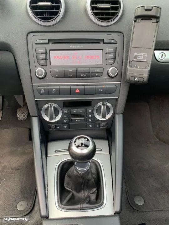 Audi A3 Cabrio 1.6 TDi DPF Attraction - 22