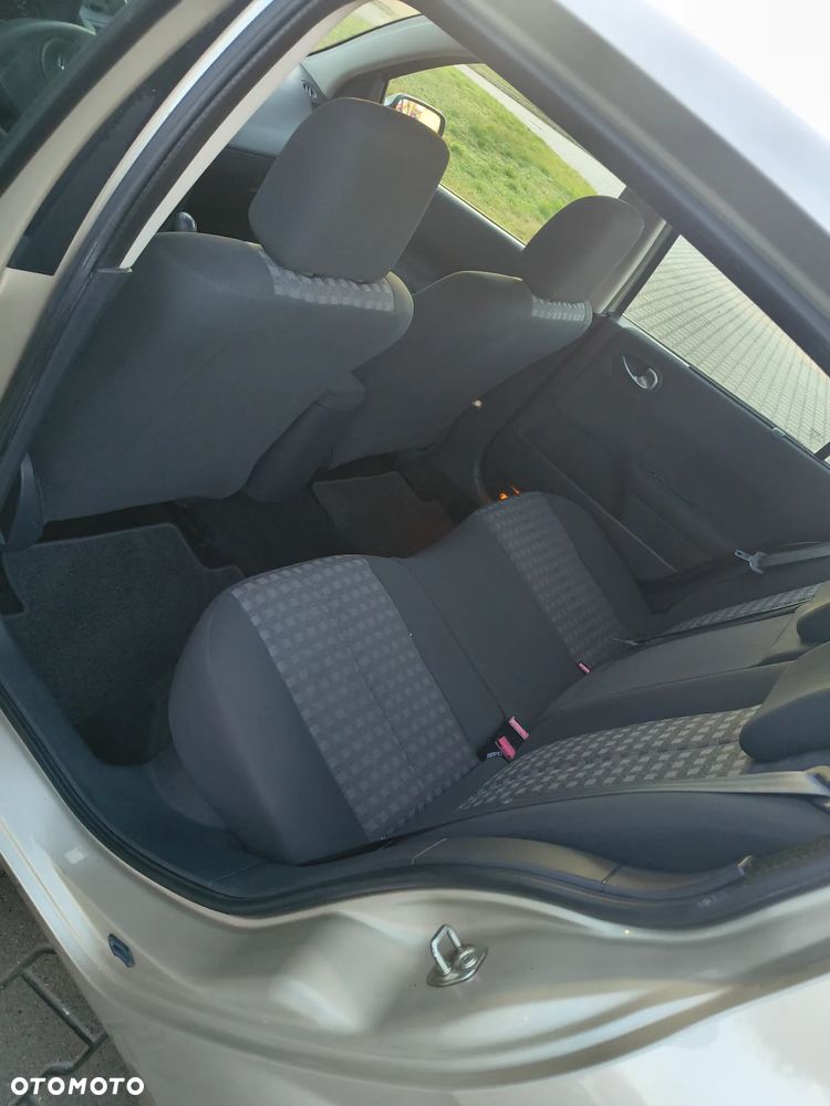 Renault Megane 1.6 16V Dynamique - 6