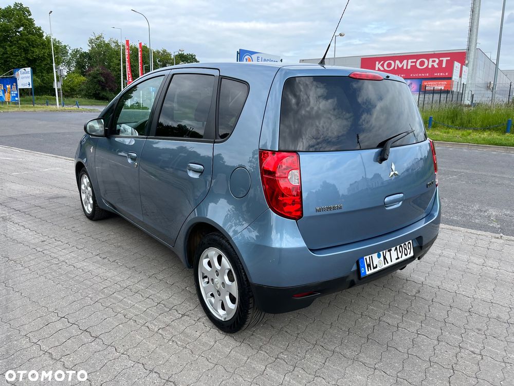 Mitsubishi Colt - 9