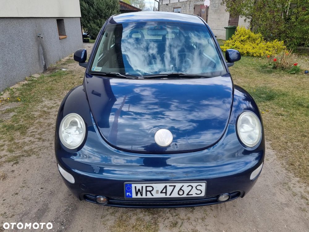 Volkswagen New Beetle - 2