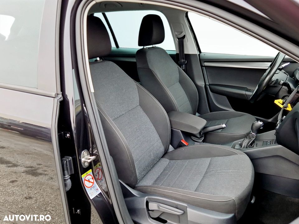 Skoda Octavia 2.0 TDI DSG Ambition - 14