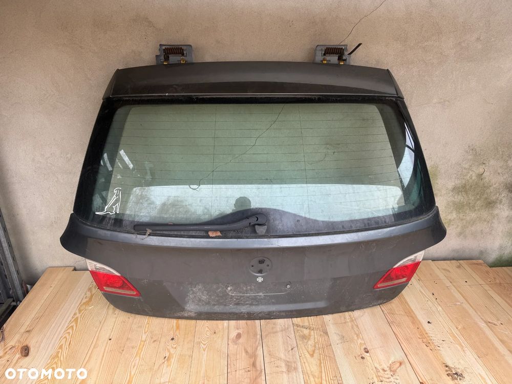 KLAPA BMW E61 KOMPLETNA - 4