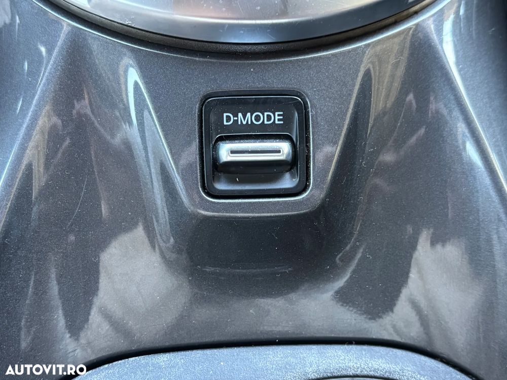 Nissan Juke 1.0 DIG-T DCT N-Connecta - 25