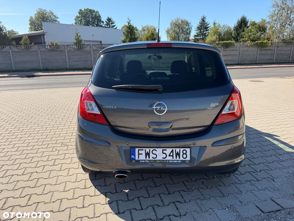 Opel Corsa 1.4 16V 150 Jahre - 3