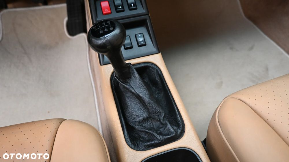 Porsche 911 Carrera - 40