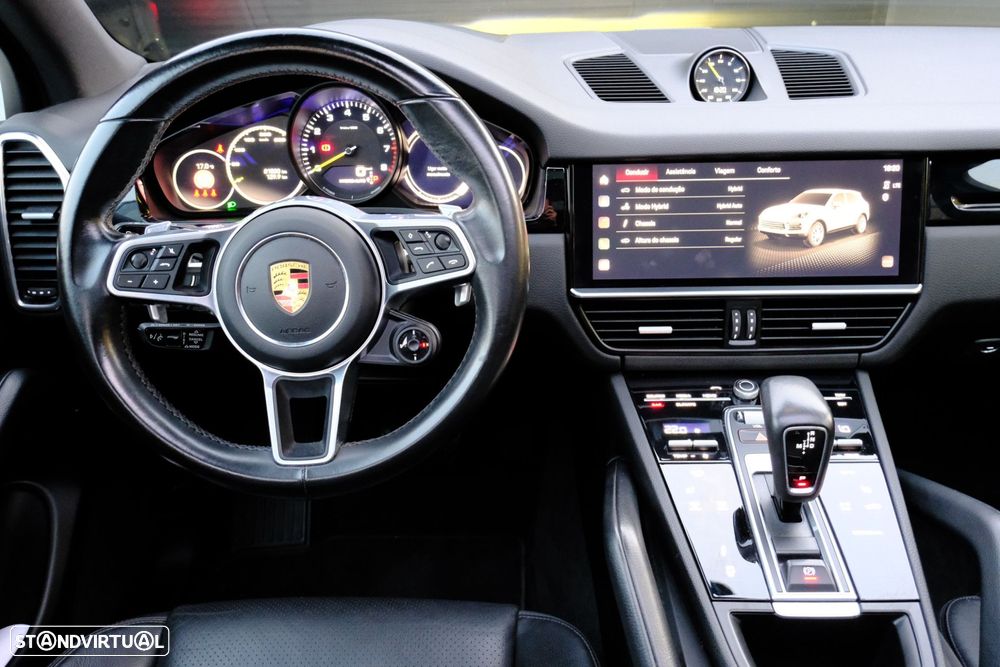 Porsche Cayenne E-Hybrid - 15