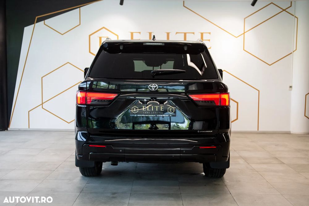 Toyota Sequoia - 10
