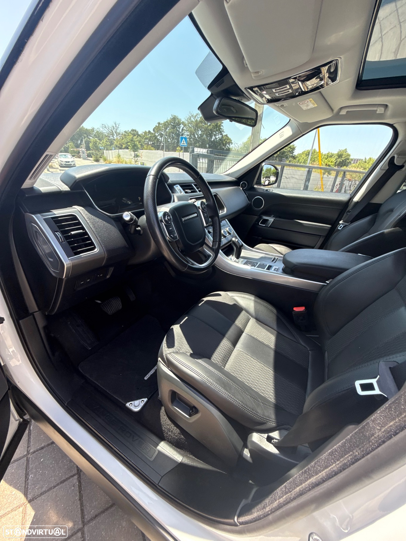 Land Rover Range Rover Sport 2.0 SD4 HSE - 15