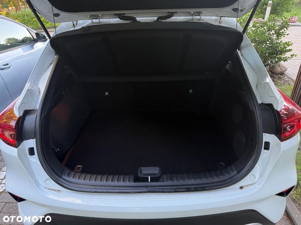 Kia XCeed 1.5 T-GDI OPF JBL Sound Edition - 26