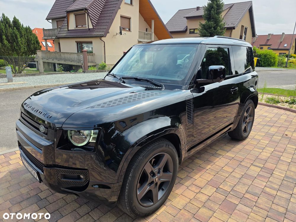 Land Rover Defender - 3