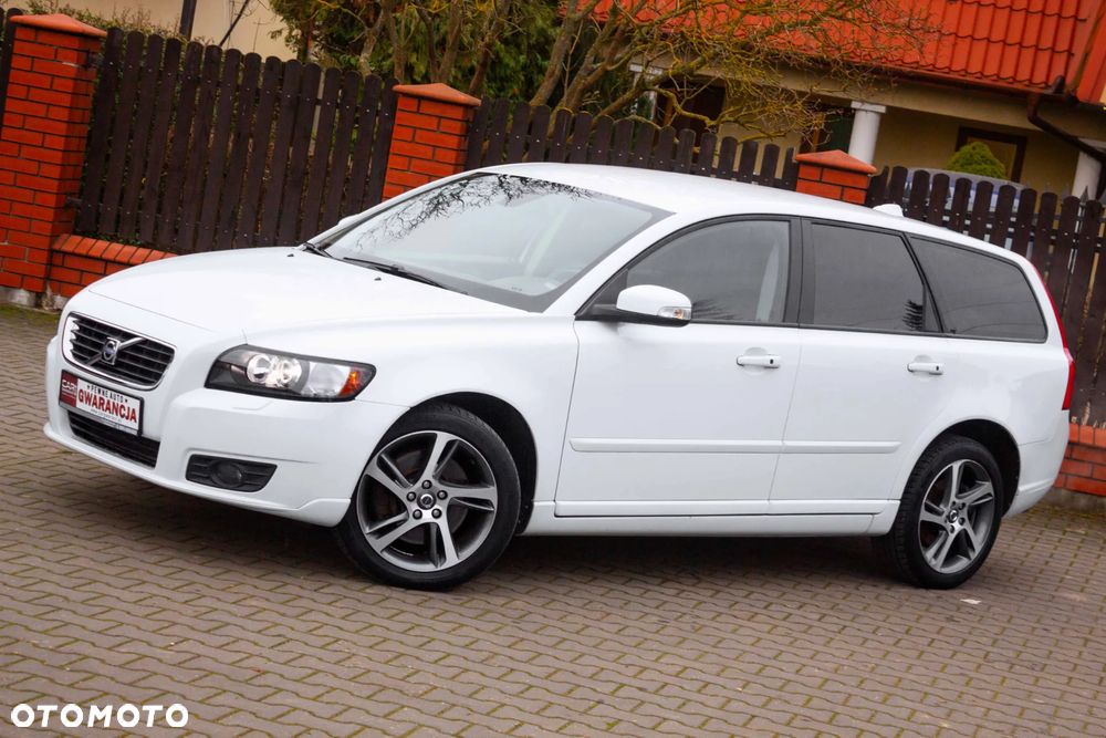 Volvo V50 T5 Summum AWD - 1