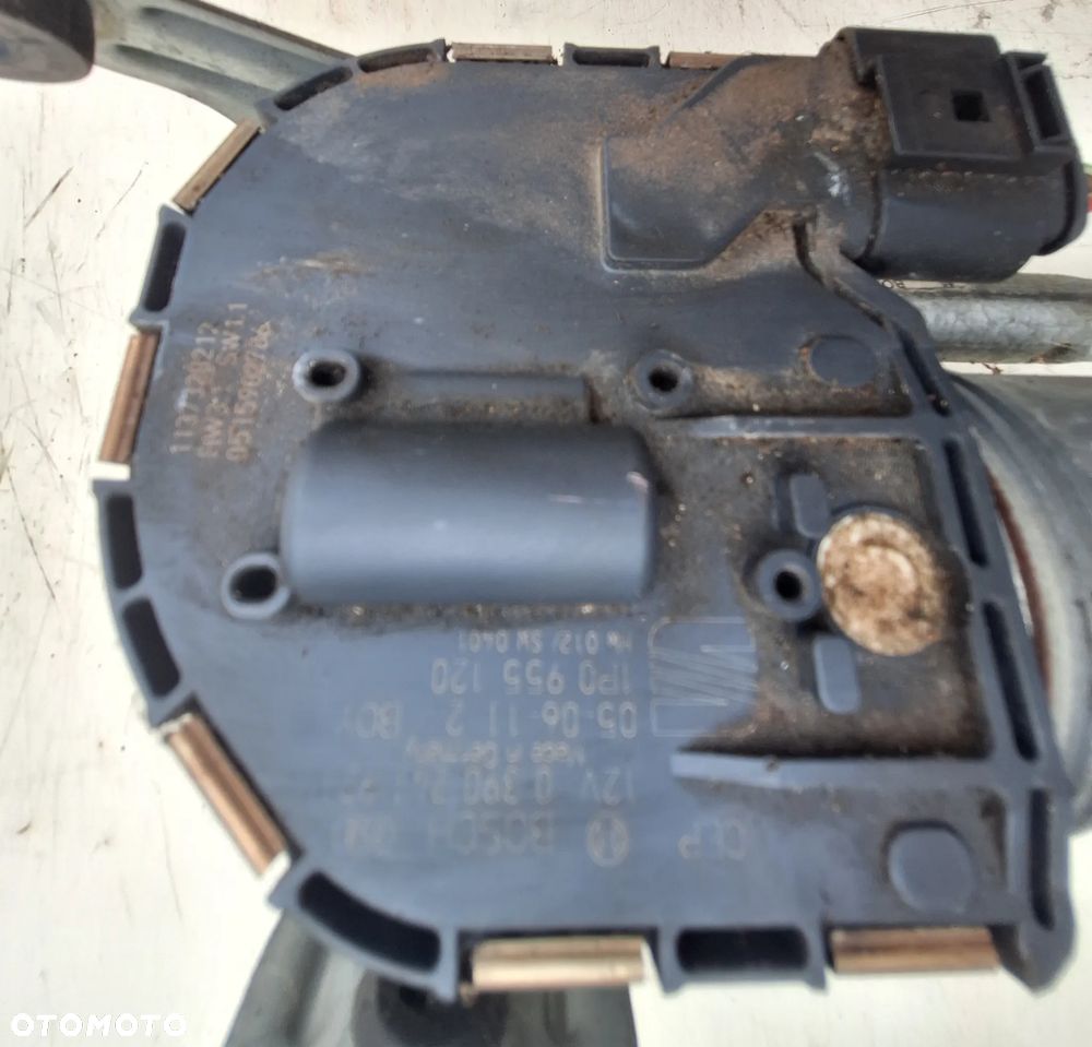 MECHANIZM+SILNIK WYCIERACZKI PRAWY PRZÓD SEAT LEON II/ EUR -1P0955024A - 2