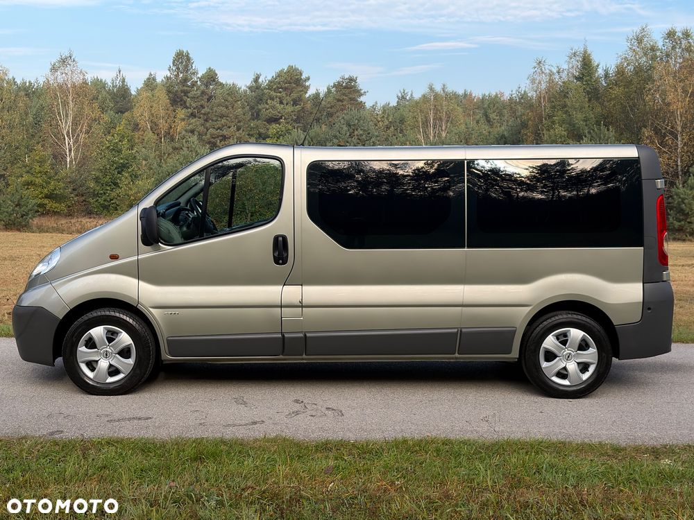 Opel Vivaro L2H1 2.9t - 8