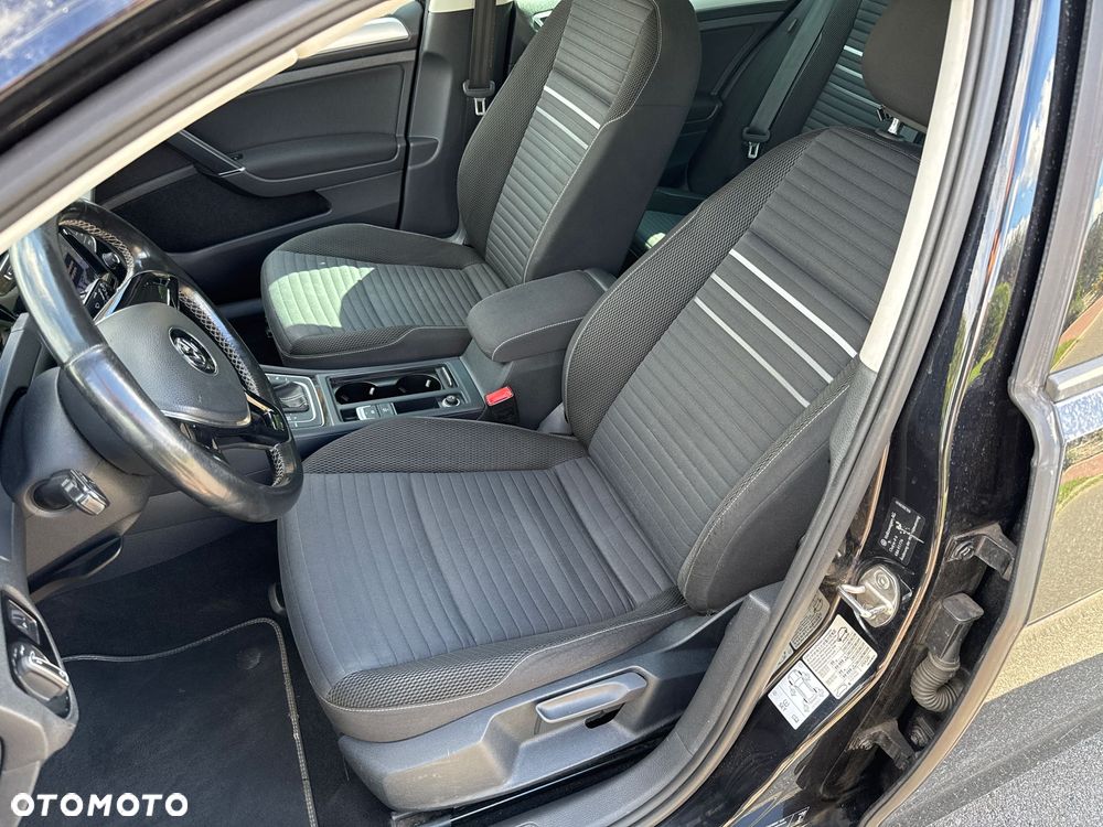 Volkswagen Golf 1.6 BlueTDI DSG Cup - 10