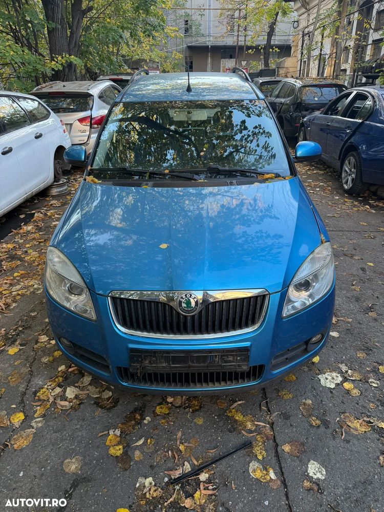 Dezmembrez Skoda Roomster/Fabia 2 albastru 1.6 benzina  BTS 2008 - 2