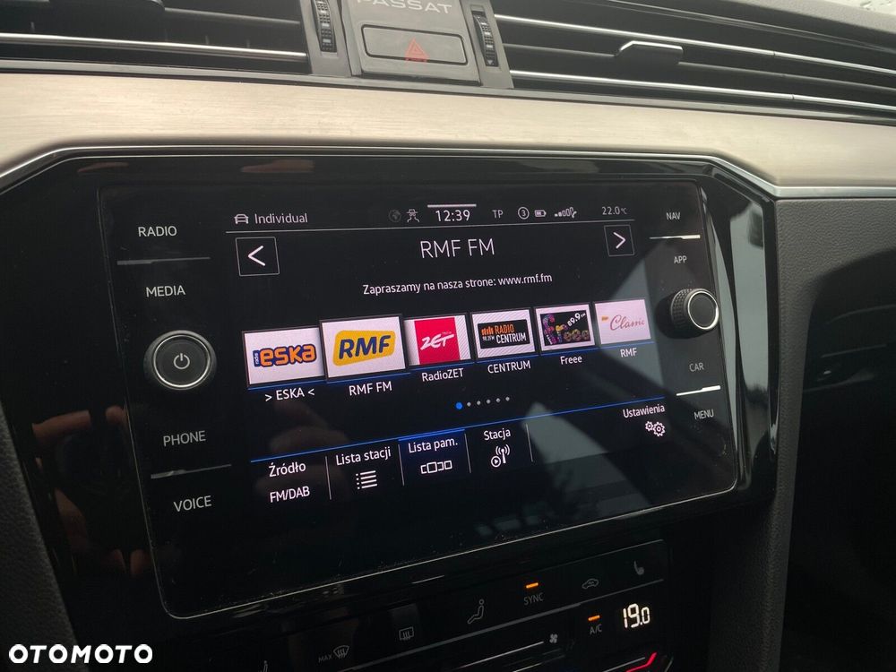 Volkswagen Passat Variant 2.0 TDI EVO Elegance DSG - 28