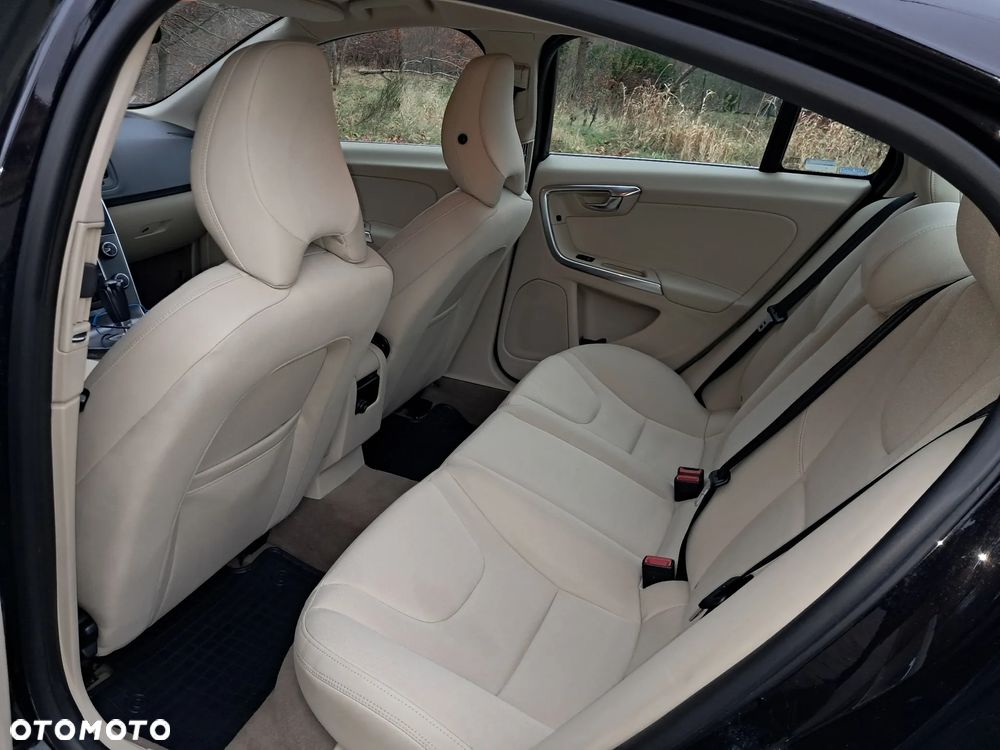 Volvo S60 - 7