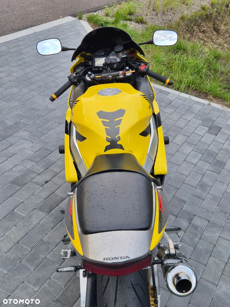 Honda CBR - 7