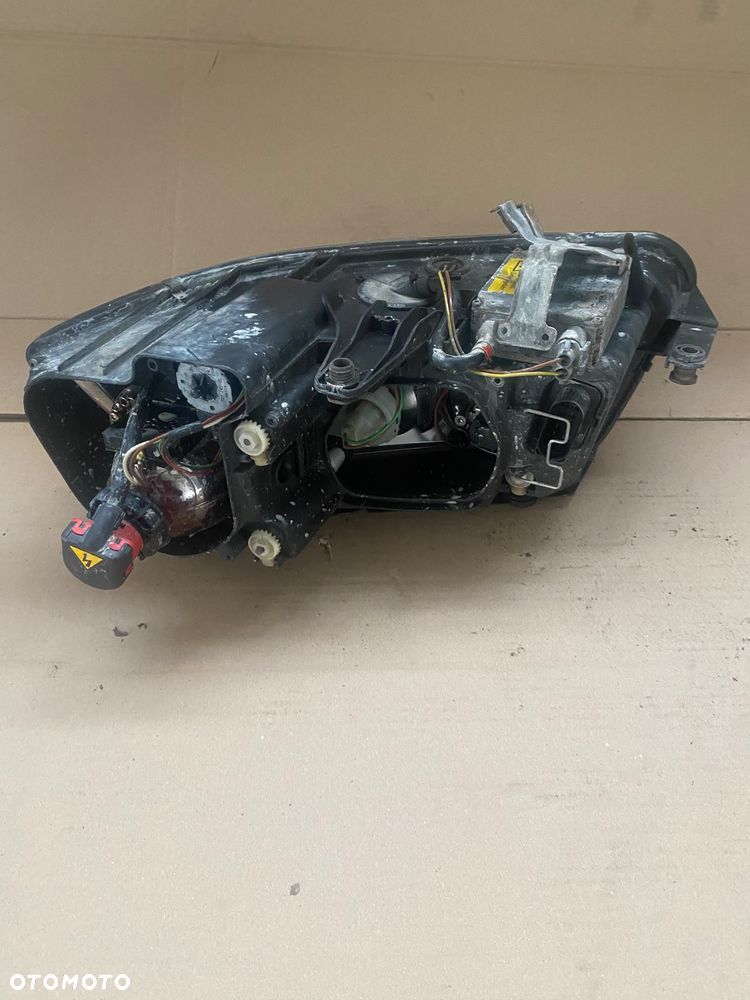 VW PASSAT B5 LIFT XENON REFLEKTOR LAMPA PRZÓD PRZEDNIA PRAWA PRAWY EUROPA - 2
