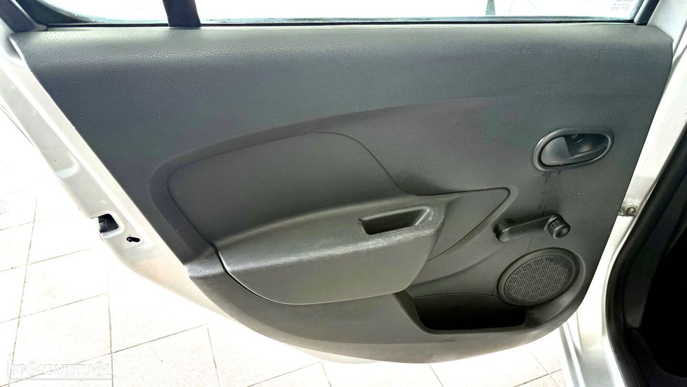 Dacia Sandero 1.2 16V Confort Bi-Fuel - 12