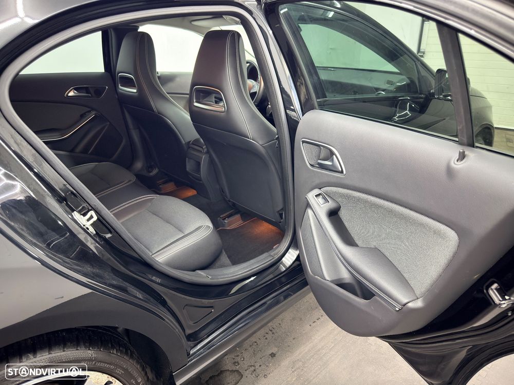 Mercedes-Benz A 180 d Urban - 19