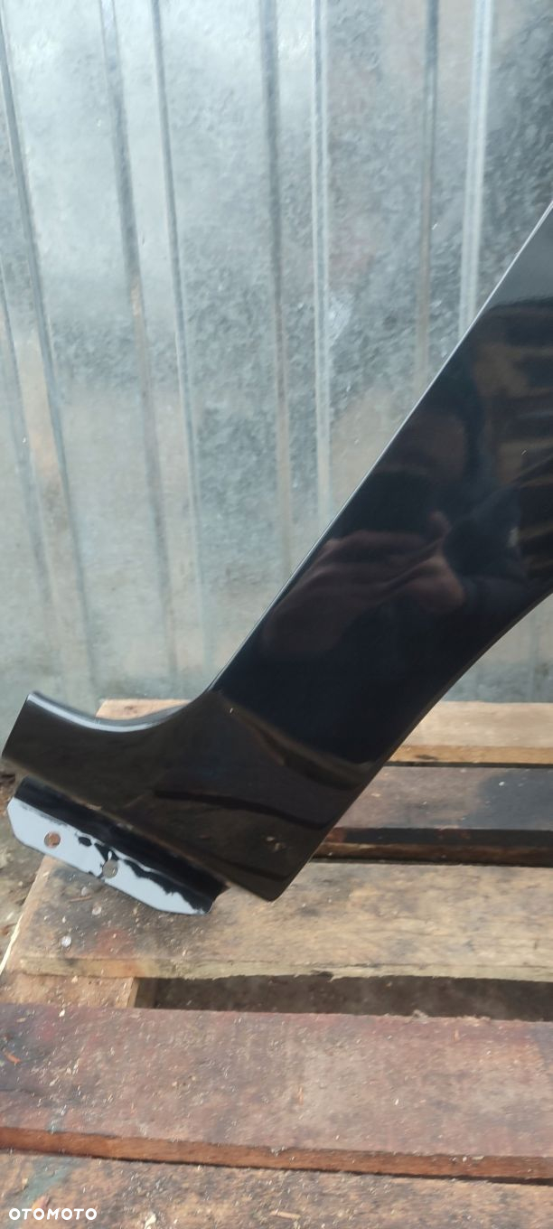 BŁOTNIK PRAWY PRZÓD MAZDA 3 BL 09 -11R BEZ OTWORU NA KIERUNKOWSKAZ KOL. 16W - 6