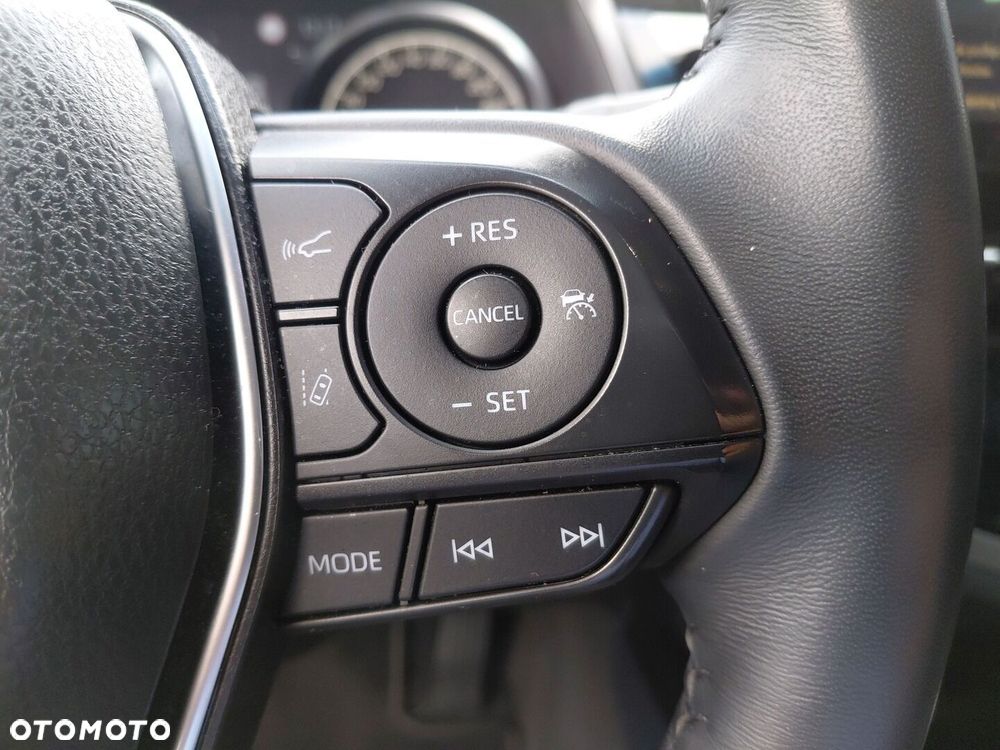 Toyota Camry 2.5 Hybrid Comfort CVT - 23