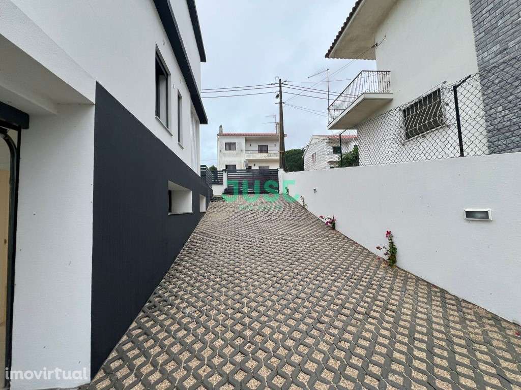 Moradia quinta do chiado pronta com piscina - Grande imagem: 3/26