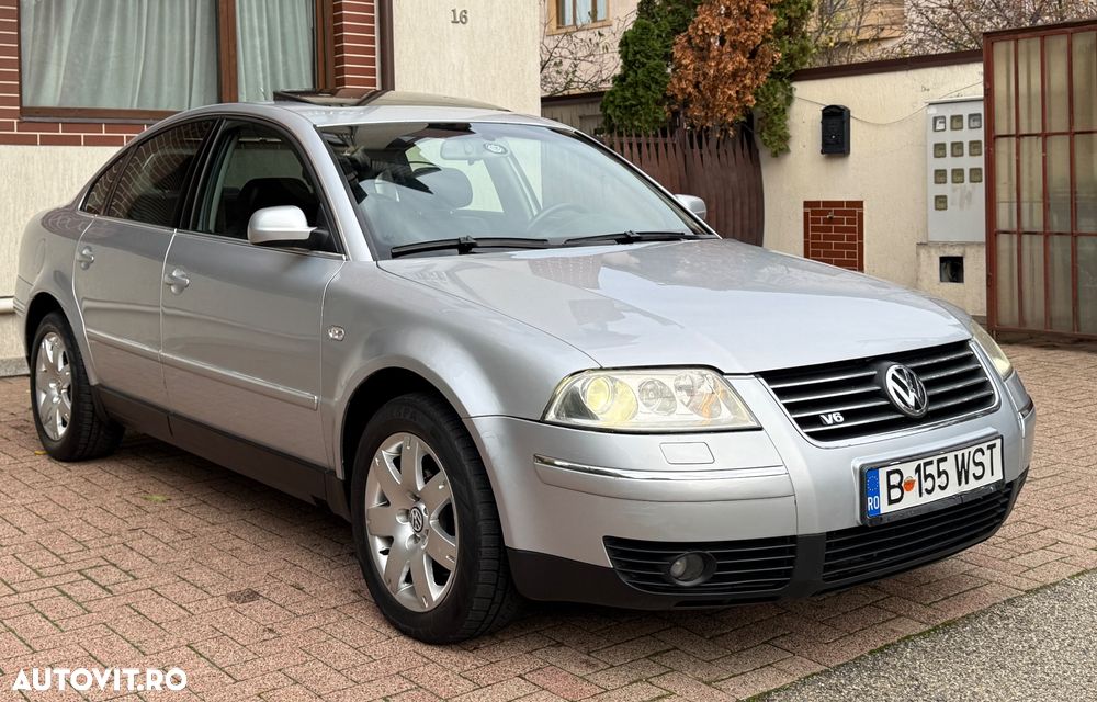 Volkswagen Passat Variant 2.5TDI 4Motion Highline - 2