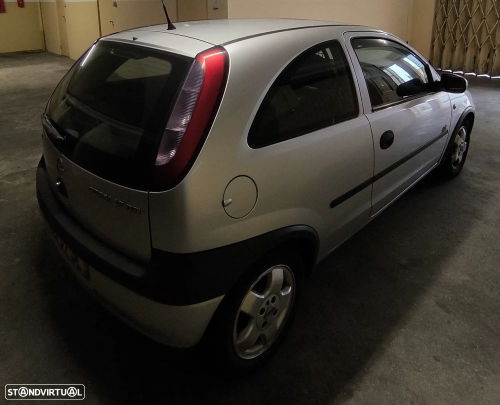 Opel Corsa 1.7 DTi 16V Sport - 4