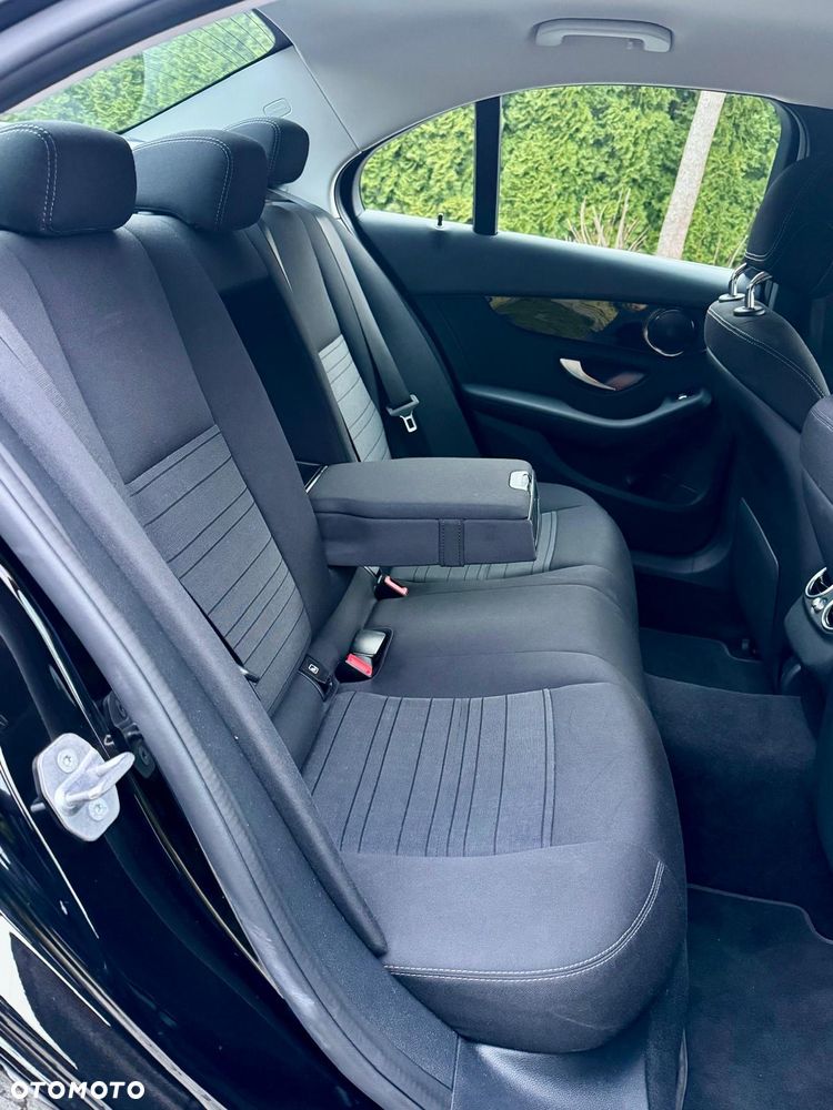 Mercedes-Benz Klasa C - 22